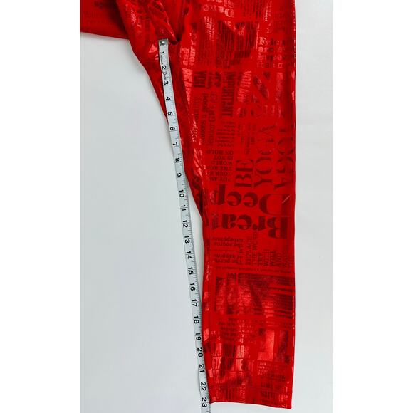 Lululemon Size 8 Wunder Under Crop High-Rise Red Manifesto Luxtreme Tights 20 YR - Picture 9 of 9